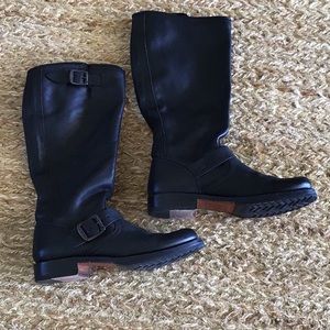 Women’s Frye boots